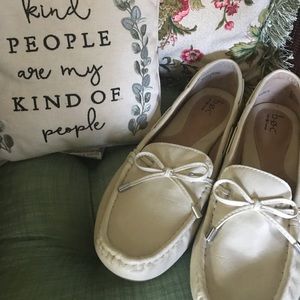 Off-White B.O.C. Loafers - Size 10